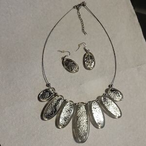 Chic Silver Necklace and Earring Set Lobster Claw